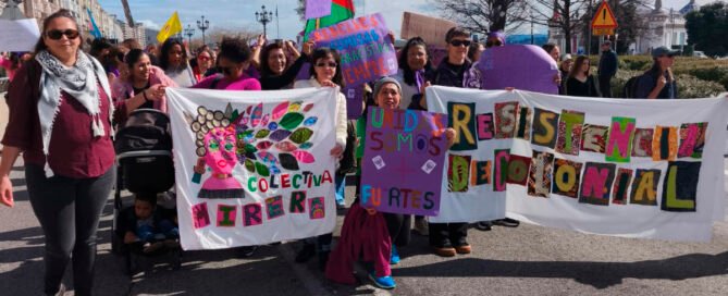 Manifestación 8m Empoderadas y Colectiva Mirera