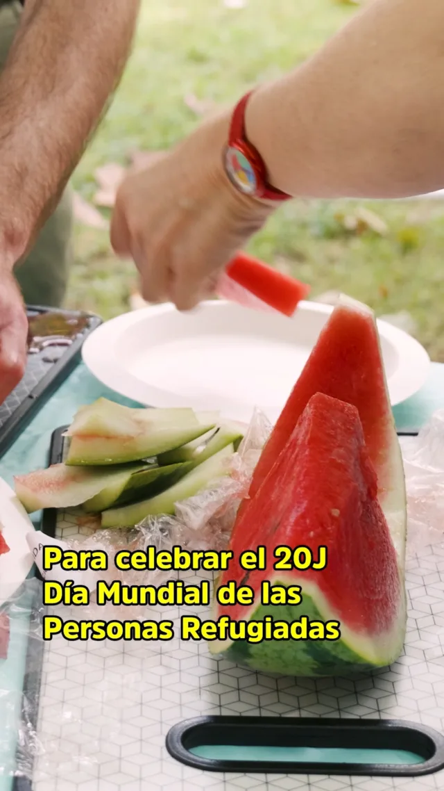 🍉 ¡Las personas refugiadas forman parte de nuestra comunidad!

🏠 Intentamos cada día que se sientan en casa. Acogidas como nos gustaría que nos acogieran.

⚪️🔴 Queremos construir una Cantabria acogedora para todas, vengamos de donde vengamos. 

🤗 ¡Bienvenidos refugiados, bienvenidas refugiadas!

#Refugio #refugiados #refugiadas #refugees #refugee #ProteccionInternacional #ProtecciónInternacional #conlosrefugiados #refugeeswelcome #welcomerefugees #bienvenidosrefugiados #refugiadosbienvenidos #asilopolítico #asilopolitico #Paz #CulturaDePaz #DerechosHumanos #ConvivenciaPacífica #Convivencia #díadelrefugiado #diadelrefugiado #díamundialdelrefugiado #diamundialdelrefugiado #worldrefugeeday #refugeeday
